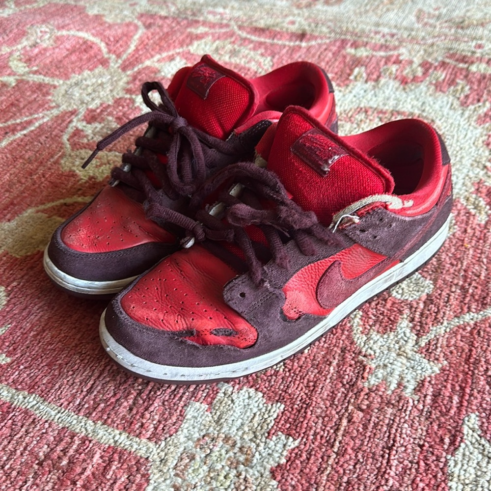 Nike sb Cherry dunks size 10